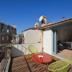 Hébergement de vacances L'escalier Rouge, Arles